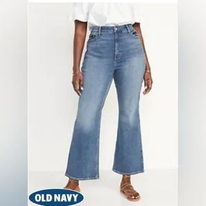 NWOT Old Navy Higher High-Waisted Flare Cropped Jeans for Women